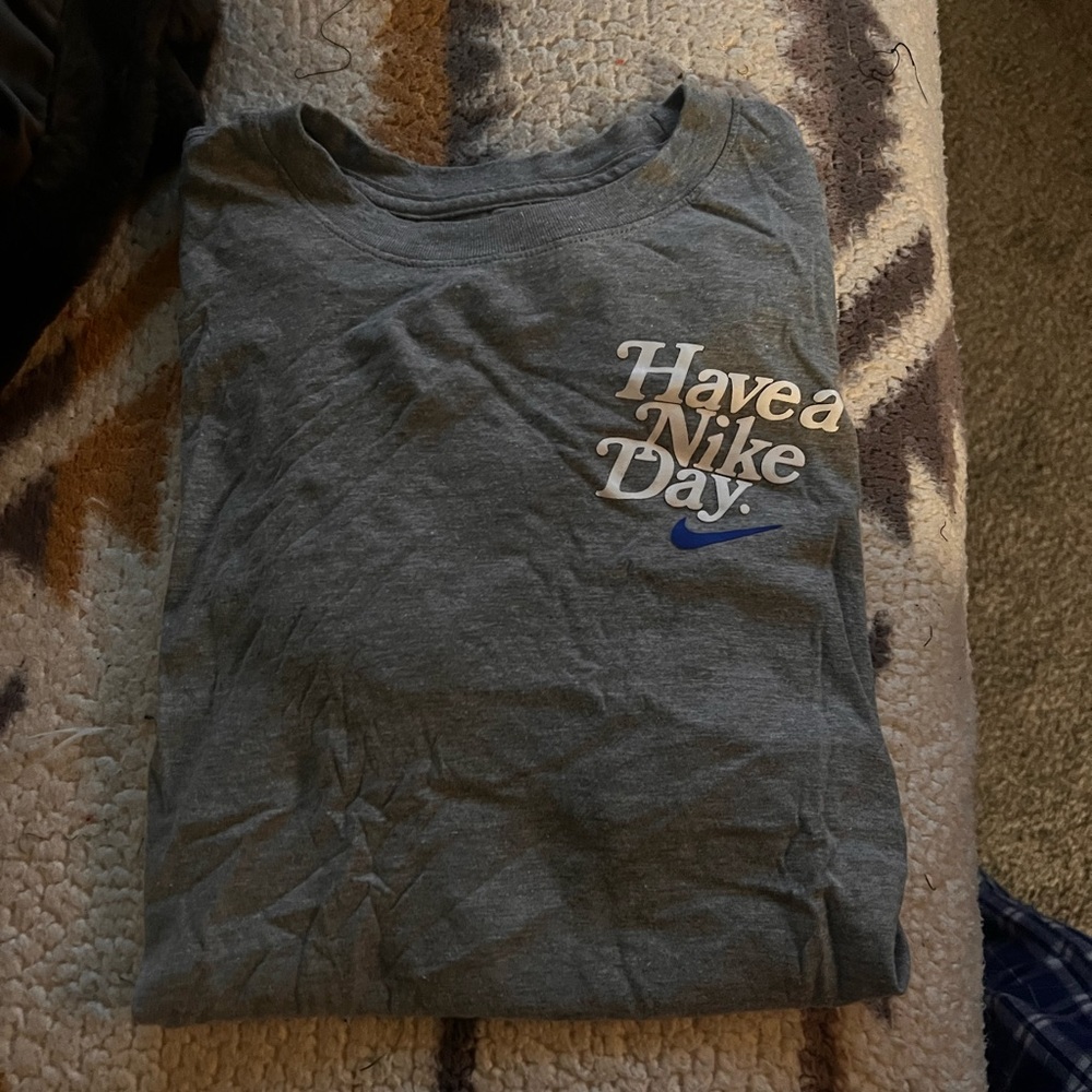 Nike Grey T-Shirt